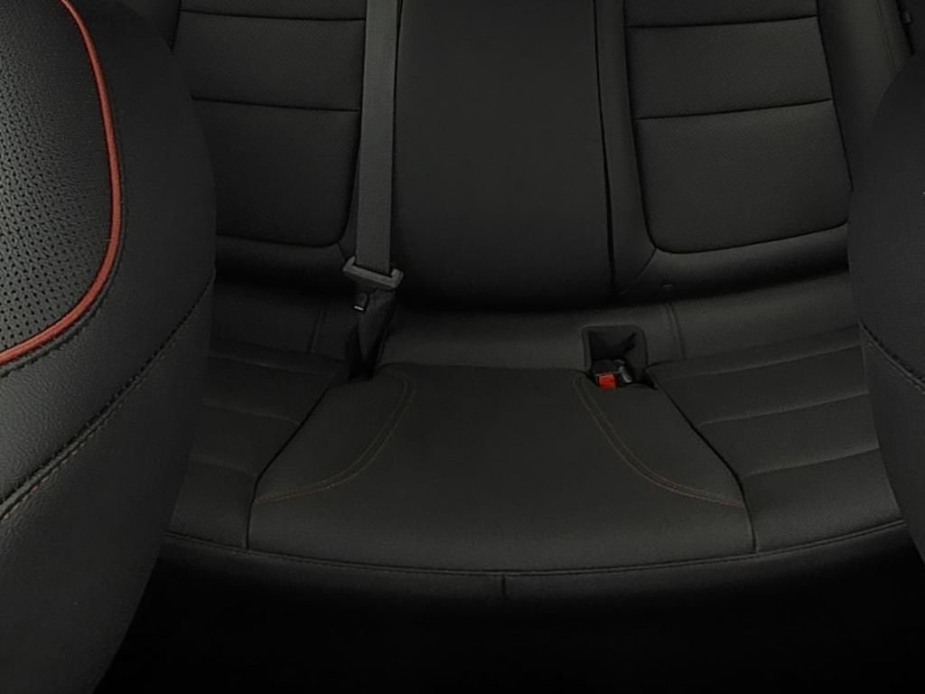 Used 2024 Chevrolet Trax RS w/ Sunroof Package FWD image 13