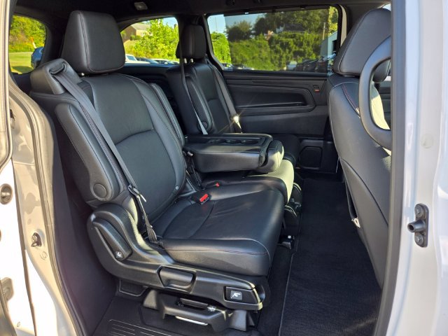 Used 2025 Honda Odyssey Sport-L image 22