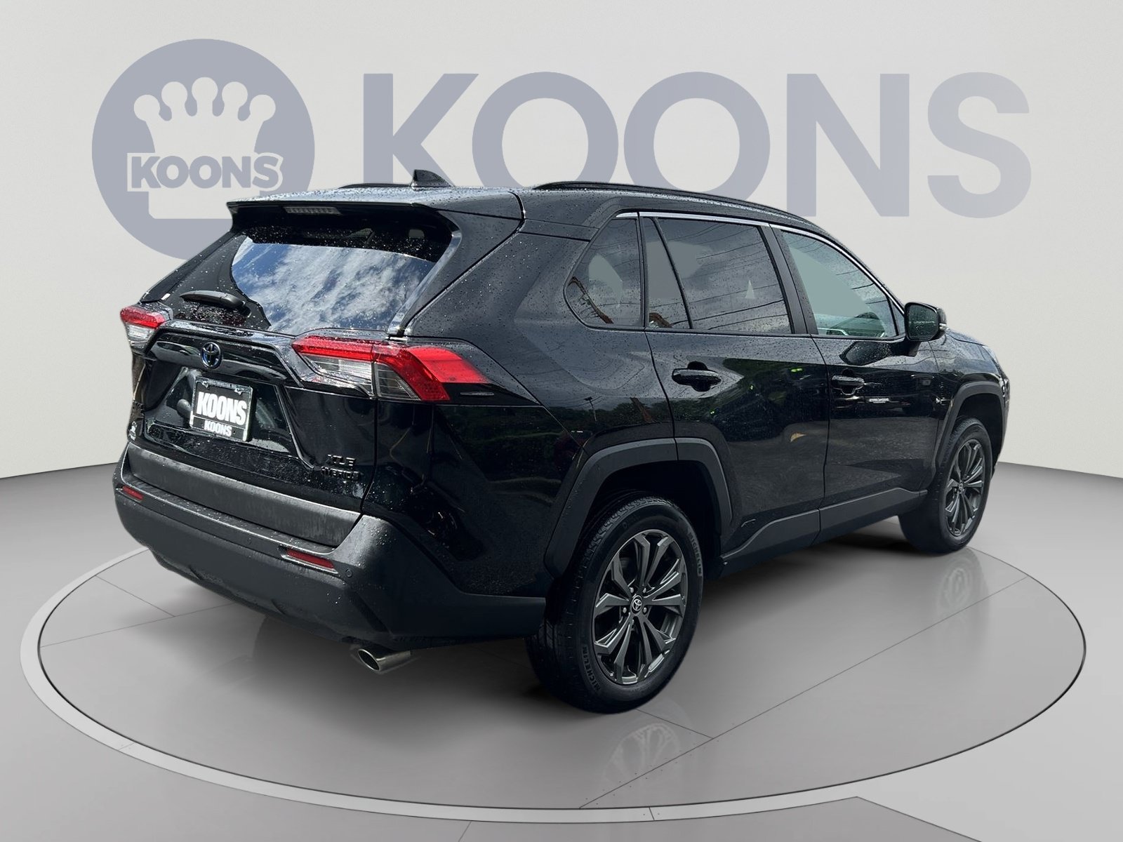 Used 2024 Toyota RAV4 XLE Premium w/ Weather Package AWD/4WD image 7