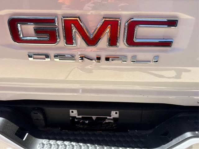 New 2026 GMC Canyon Denali AWD/4WD image 10