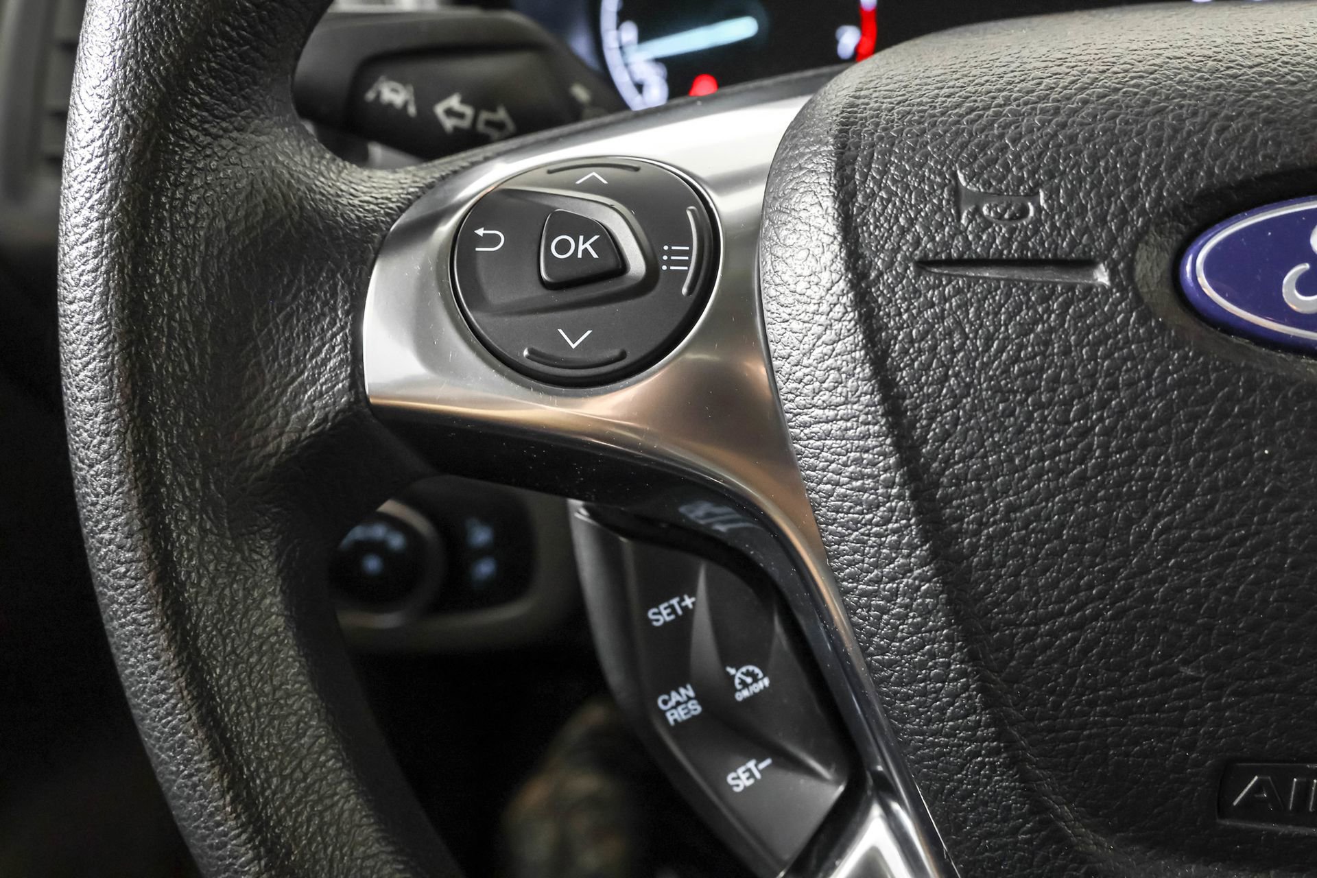 Used 2023 Ford Transit Connect XLT FWD image 25