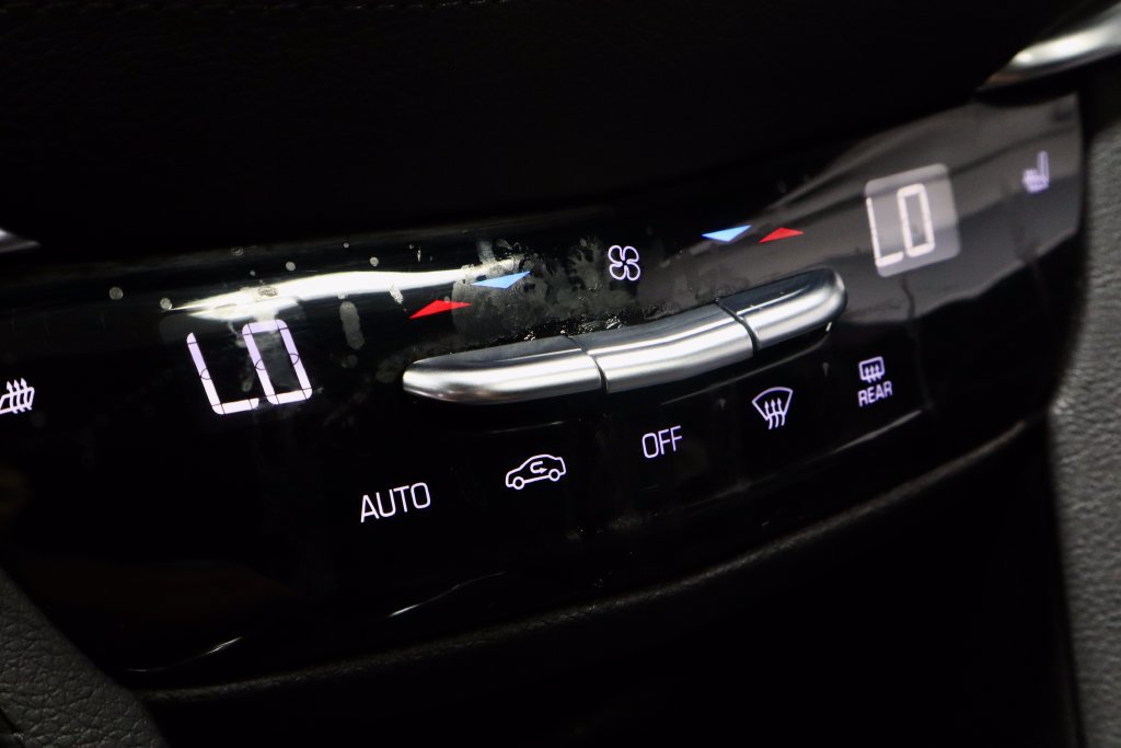 Used 2024 Cadillac XT5 Premium Luxury FWD image 34
