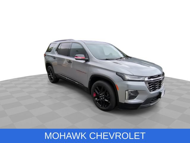Used 2024 Chevrolet Traverse Premier w/ Redline Edition AWD/4WD image 2