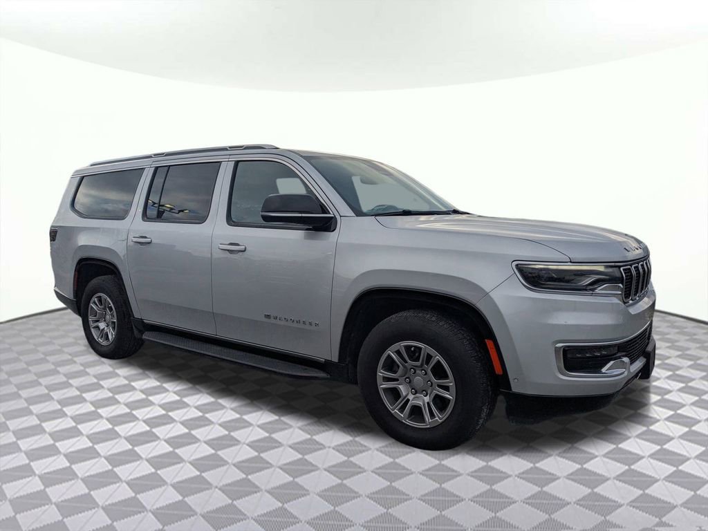Used 2024 Jeep Wagoneer L 4WD image 1