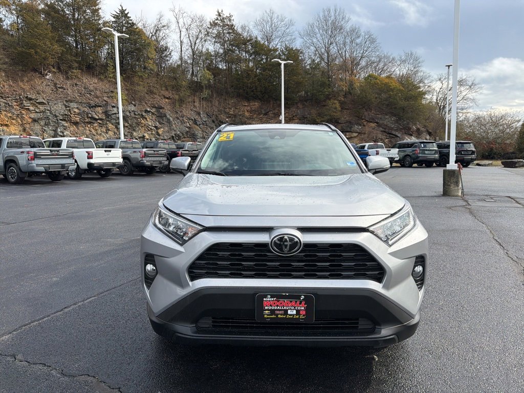 Used 2021 Toyota RAV4 XLE w/ Convenience Package image 8