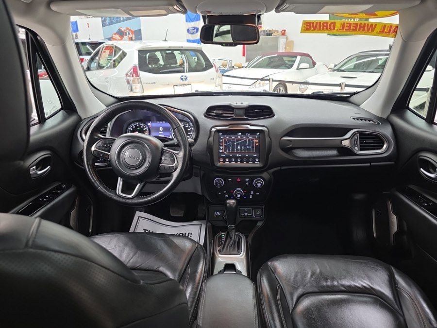 Used 2021 Jeep Renegade Limited w/ Sun & Sound Group image 12