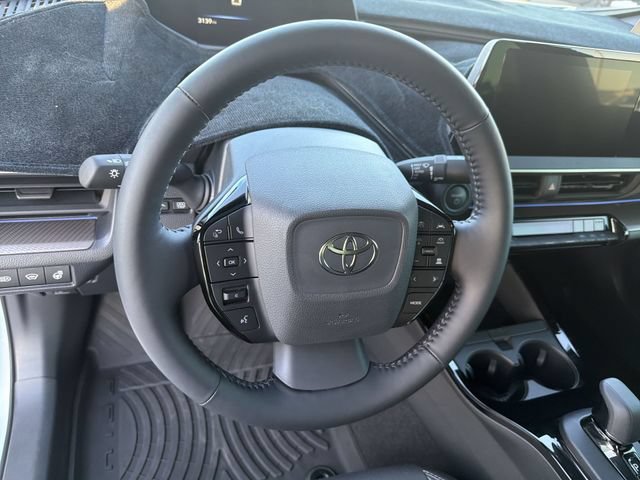 Certified 2026 Toyota Prius XLE FWD image 16