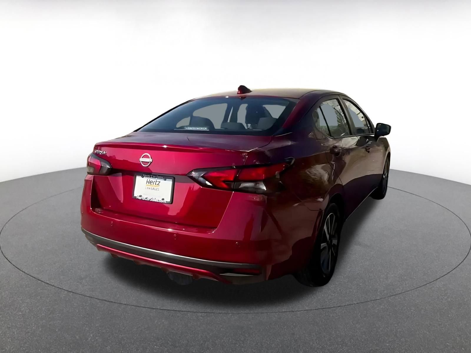 Used 2025 Nissan Versa SV image 14