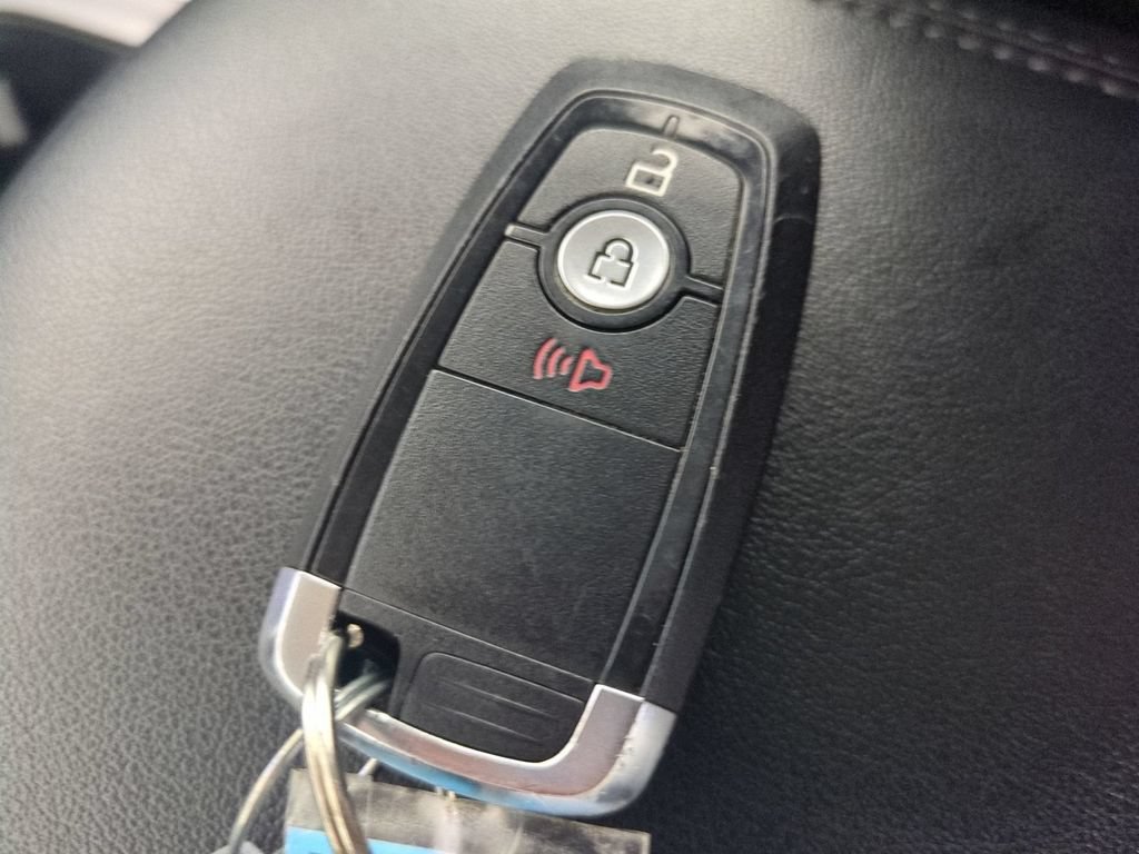Used 2024 Ford Edge SEL AWD/4WD image 37