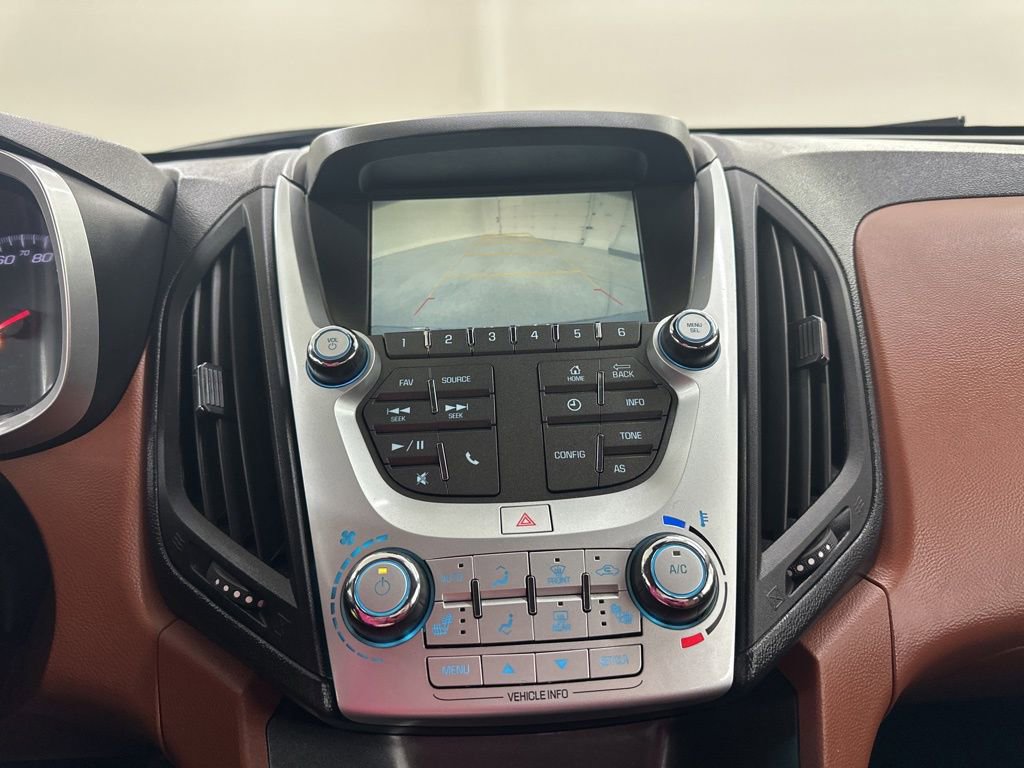 Used 2017 Chevrolet Equinox Premier w/ Enhanced Convenience Package image 38