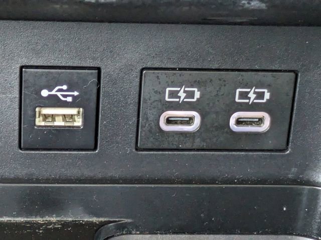 Used 2025 Toyota Camry SE image 23