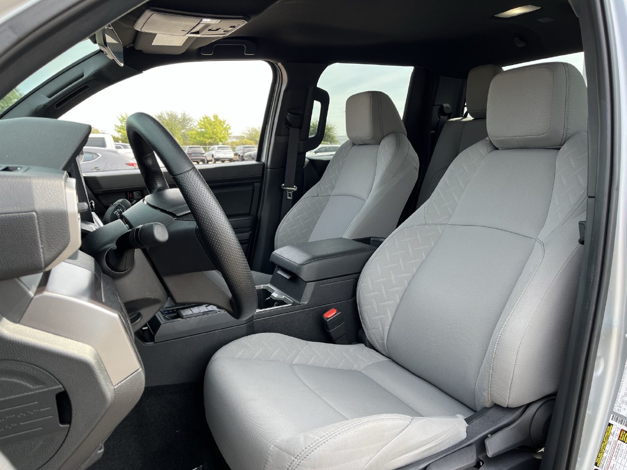Used 2025 Toyota Tacoma SR5 RWD image 22