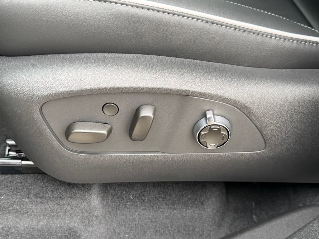 New 2026 Buick Enclave Avenir w/ Super Cruise Package image 27