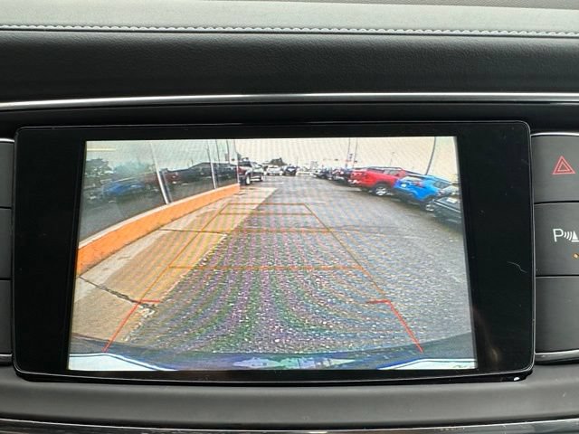 Used 2018 Buick Enclave Essence w/ Trailering Package AWD/4WD image 31