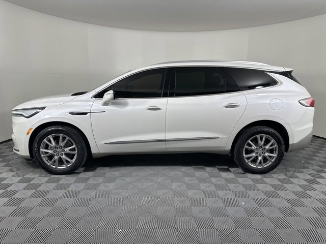 Used 2023 Buick Enclave Premium w/ Experience Buick Package image 7