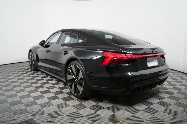 Used 2023 Audi e-tron GT Prestige image 30