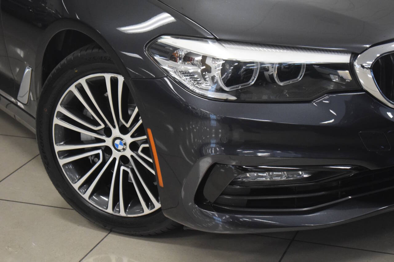 Used 2018 BMW 540i RWD image 5