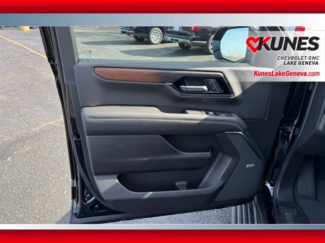 New 2026 GMC Yukon Denali w/ Denali Reserve Package image 13