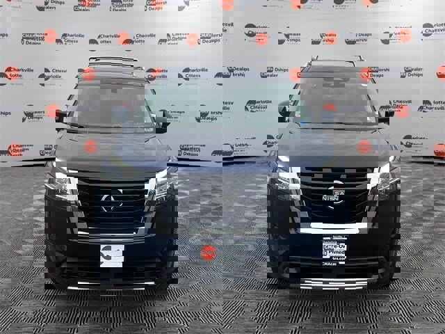 Used 2023 Nissan Pathfinder Platinum w/ Cargo Package image 8