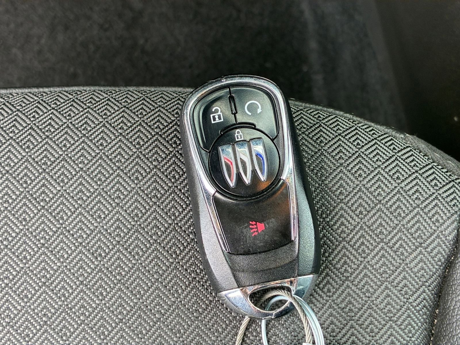 Used 2025 Buick Encore GX Preferred image 22