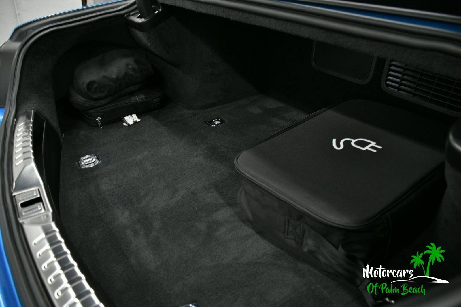 Used 2025 Bentley Flying Spur Plug-In Hybrid image 69