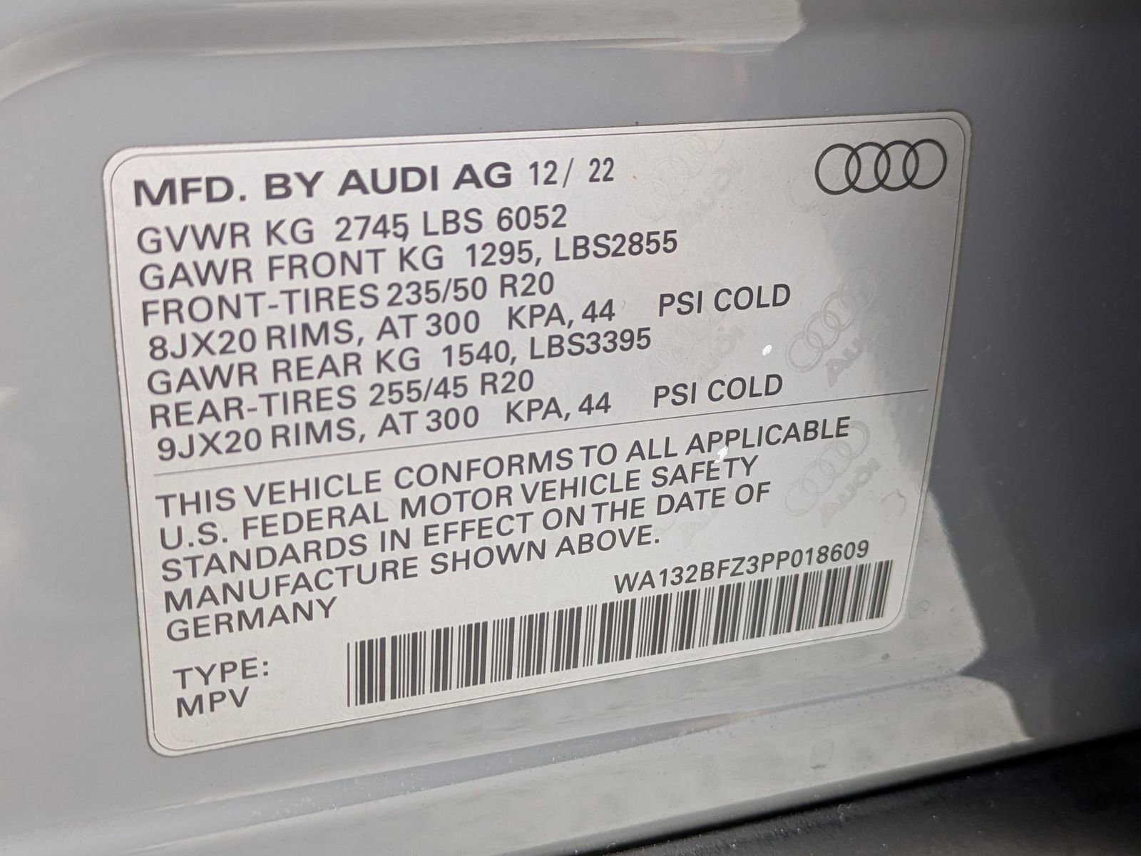 Used 2023 Audi Q4 e-tron Premium Plus w/ Premium Plus AWD/4WD image 17