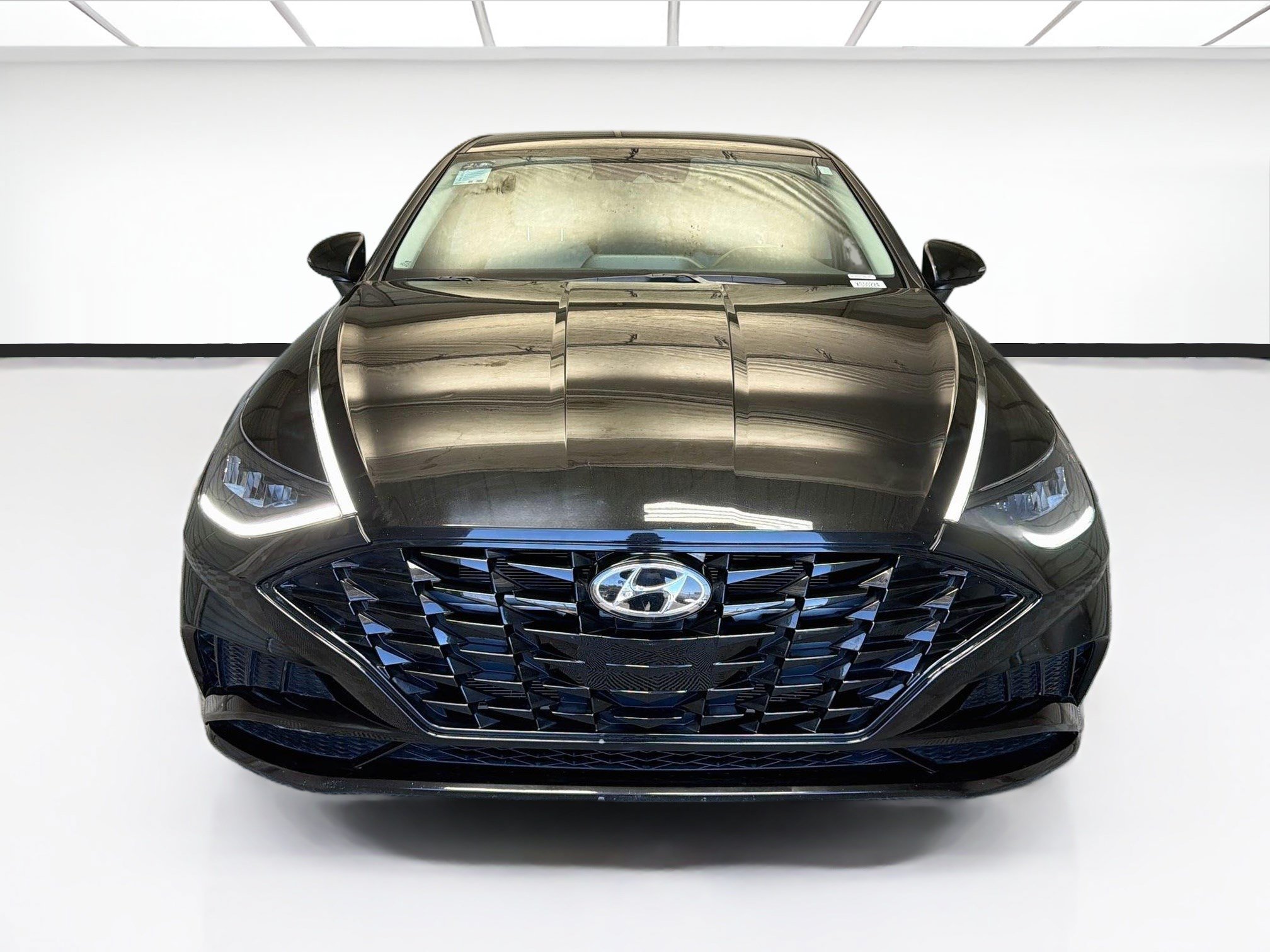 Used 2022 Hyundai Sonata SEL w/ Preferred Accessory Package FWD image 2