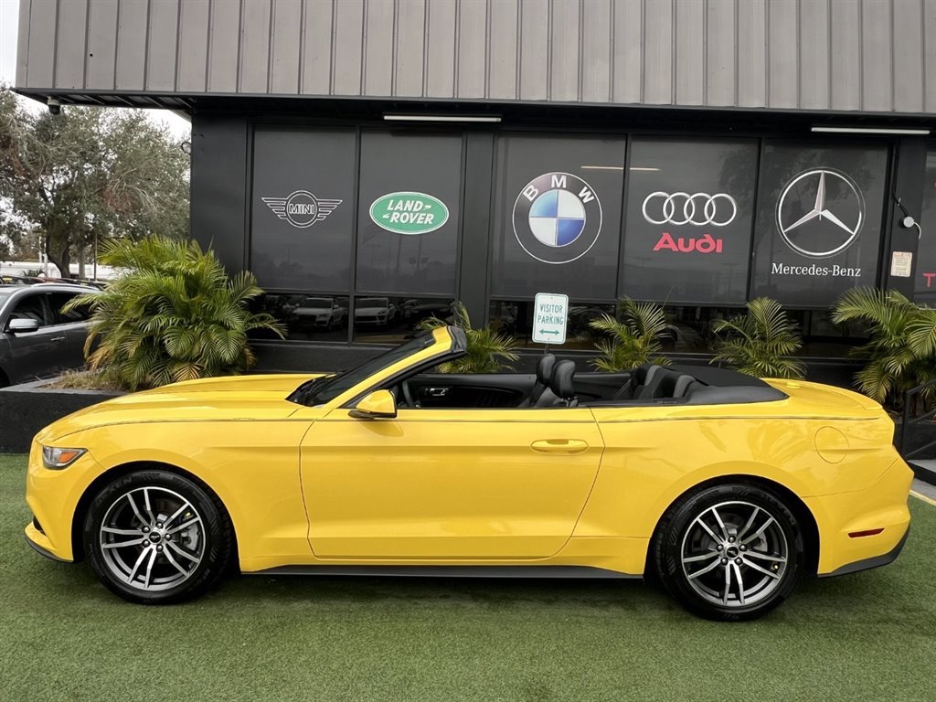 Used 2017 Ford Mustang Premium image 7