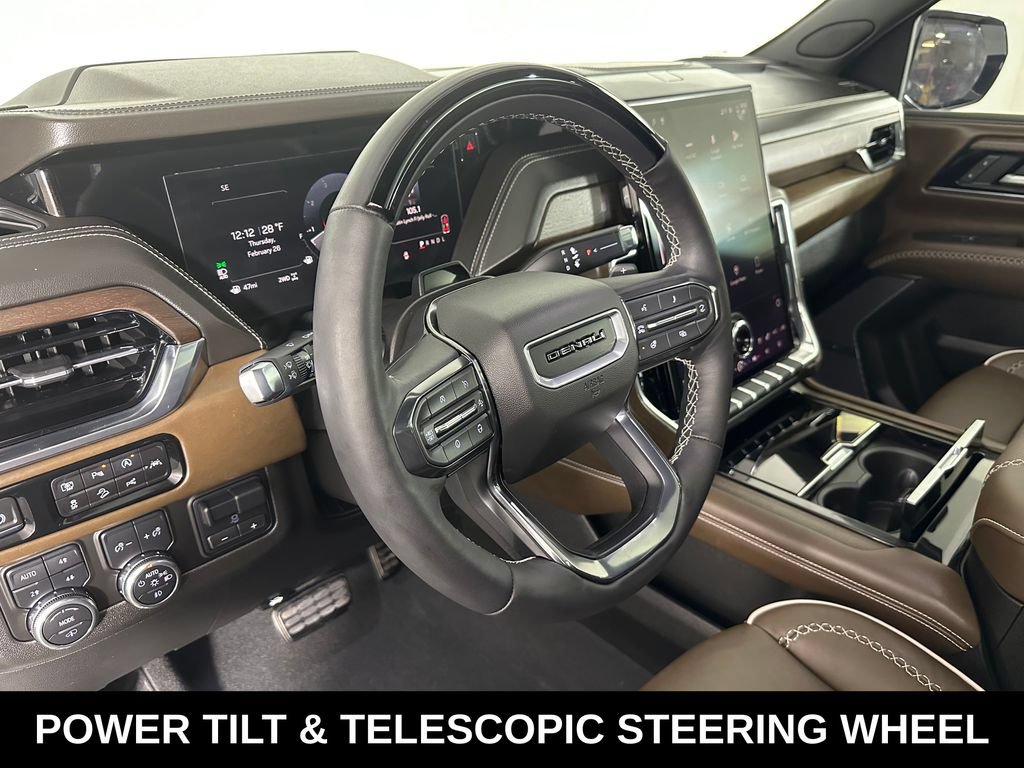 Used 2025 GMC Yukon Denali Ultimate AWD/4WD image 10