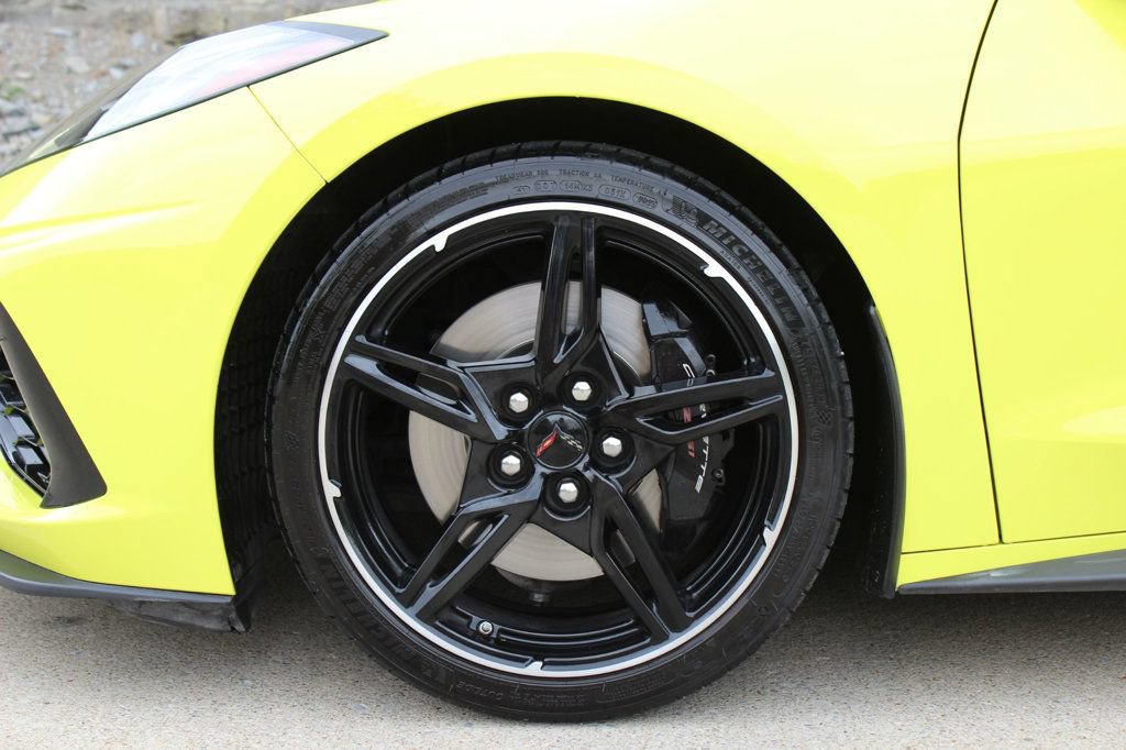 Used 2022 Chevrolet Corvette Stingray Premium Cpe w/ Z51 Performance Package RWD image 28