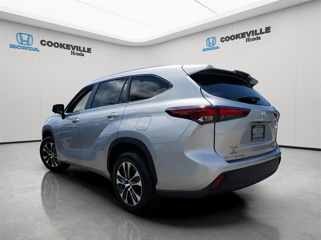 Used 2024 Toyota Highlander Platinum image 5