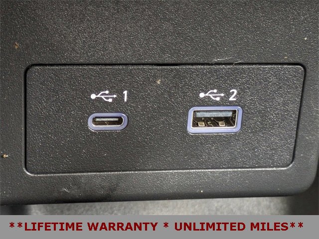 Used 2023 Nissan Kicks SR w/ SR Premium Package image 23