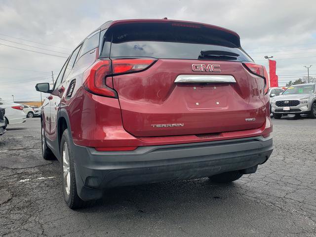 Used 2018 GMC Terrain SLE w/ Driver Convenience Package AWD/4WD image 6