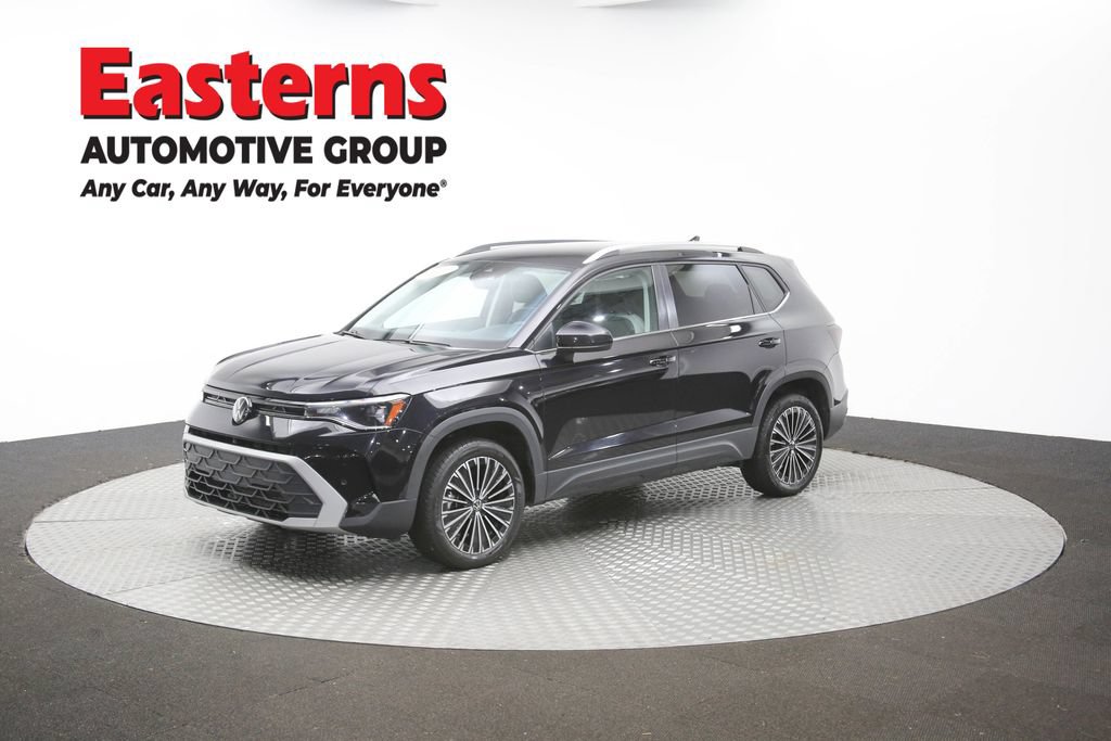 Used 2025 Volkswagen Taos SE FWD image 52