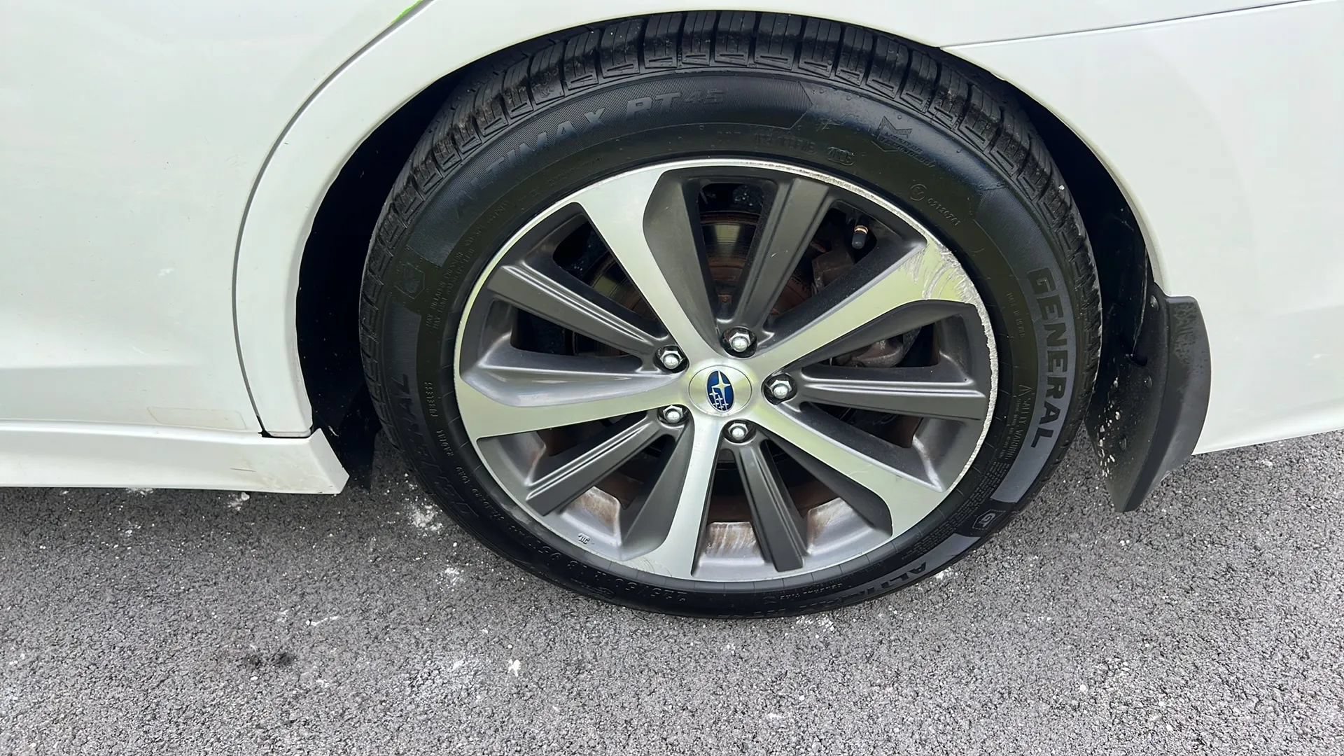 Used 2017 Subaru Legacy 2.5i Limited AWD/4WD image 32