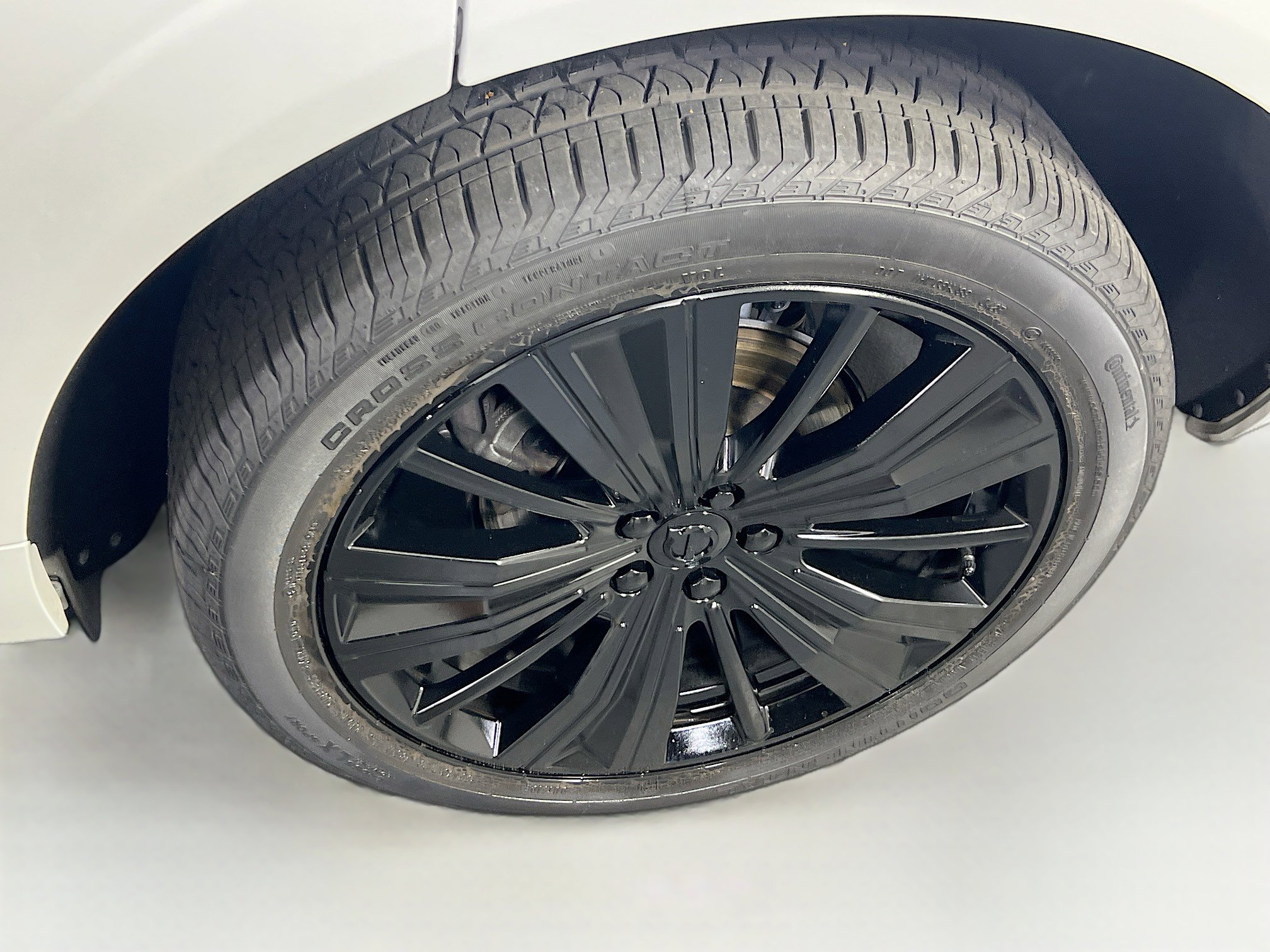 Used 2022 Volvo XC60 B5 Inscription w/ Protection Package Premier image 30