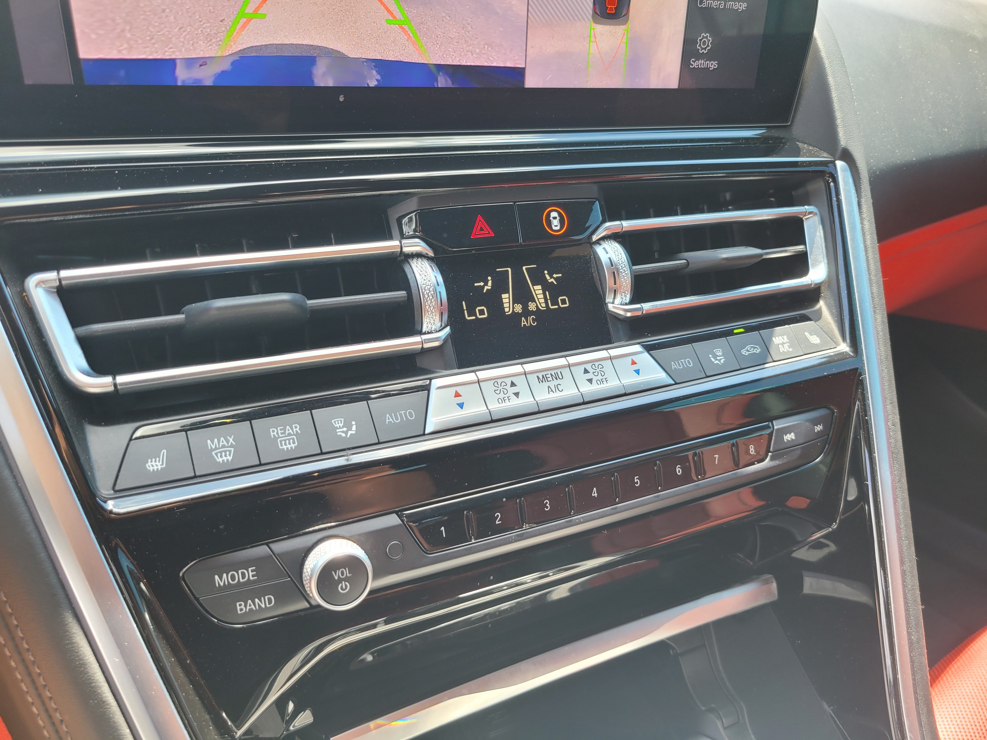 Used 2025 BMW 840i Convertible w/ M Sport Professional Package RWD image 22