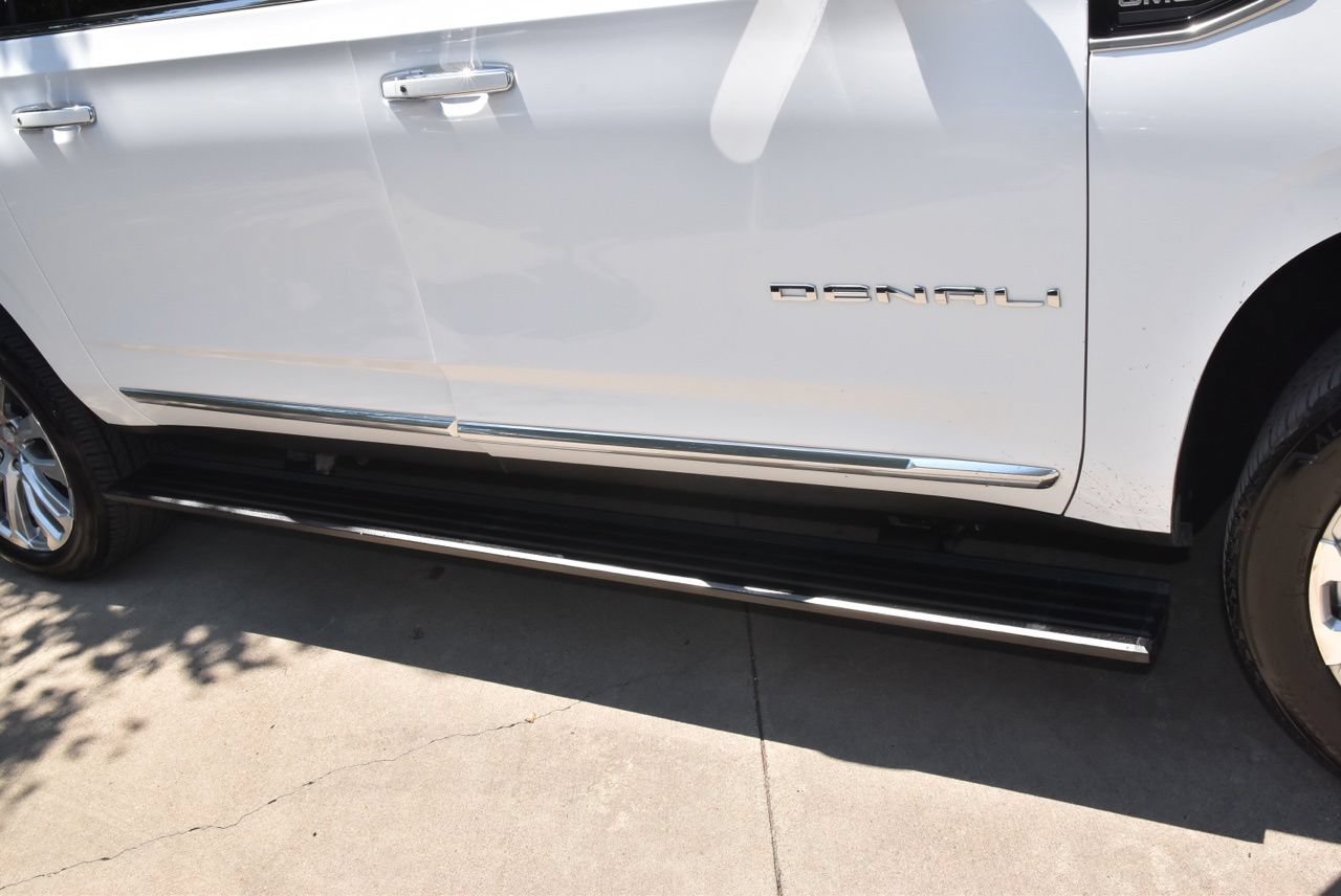 Used 2024 GMC Yukon XL Denali w/ Advanced Technology Package AWD/4WD image 41