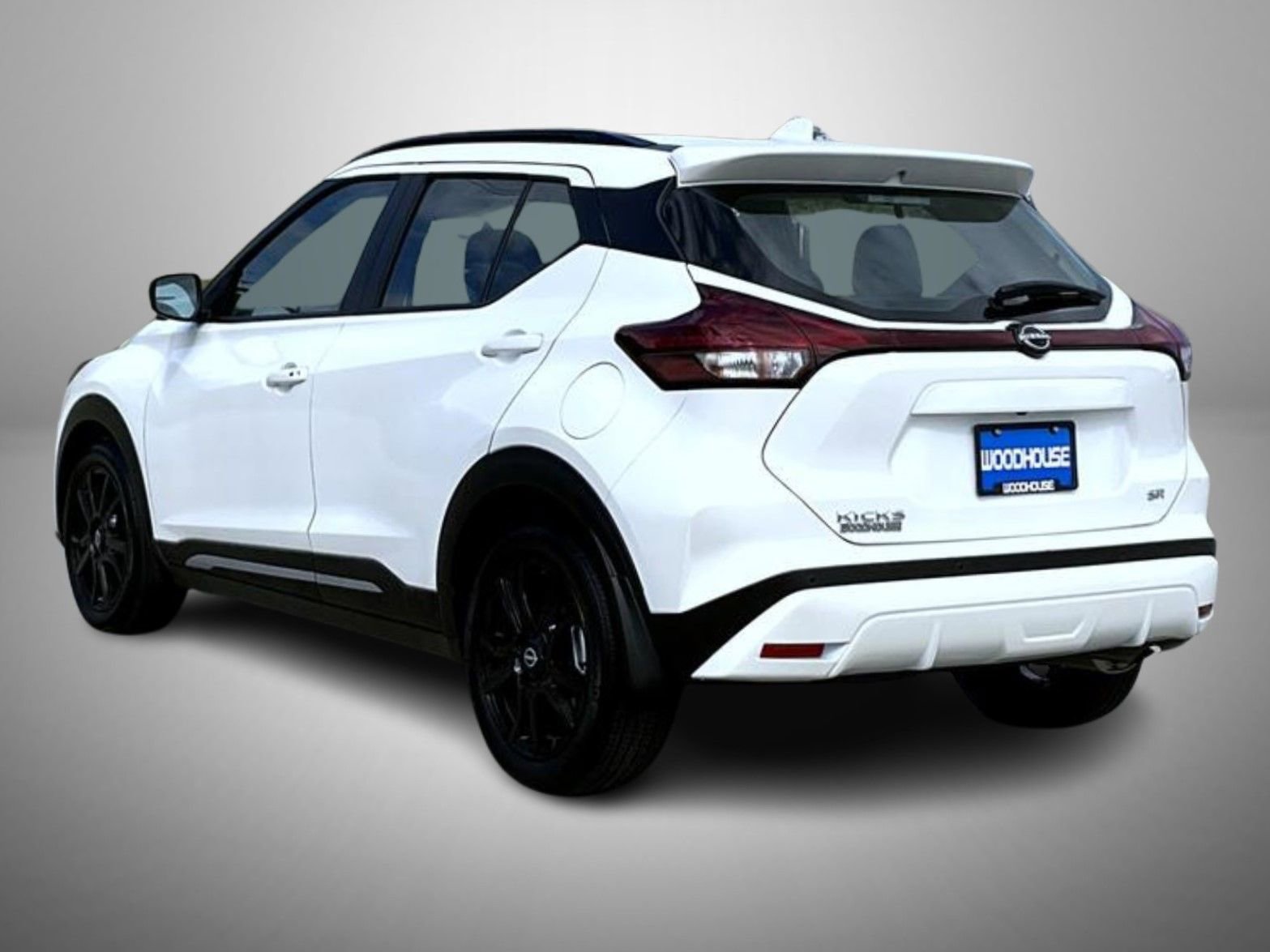 Certified 2024 Nissan Kicks SR w/ SR Premium Package image 7