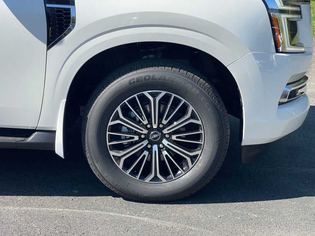 New 2026 Nissan Armada SL w/ Captain's Chari Seat Package image 21