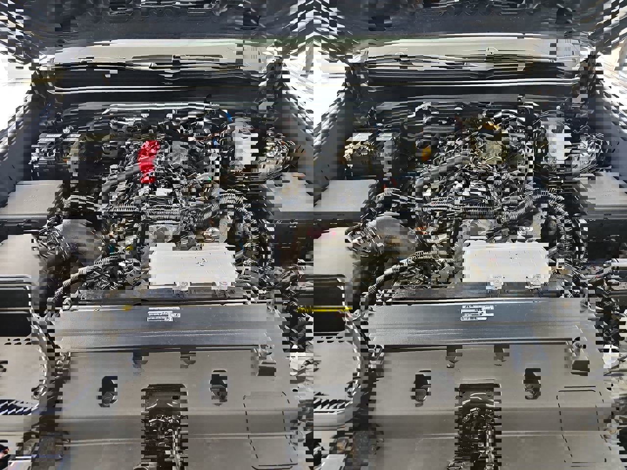 Used 2025 Toyota Tacoma SR5 image 33