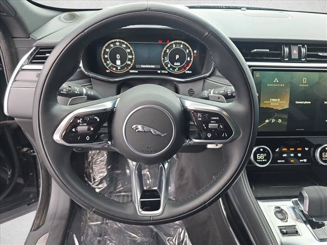 Used 2024 Jaguar F-PACE R-Dynamic S AWD/4WD image 18