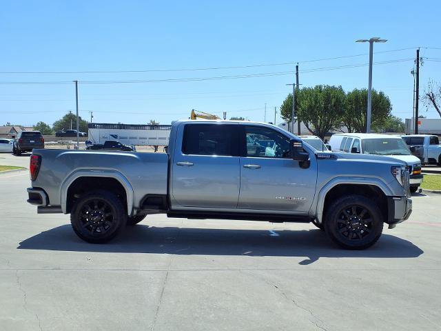 Used 2026 GMC Sierra 2500 AT4 w/ AT4 Premium Plus Package AWD/4WD image 2