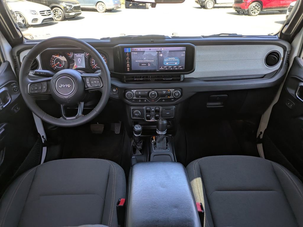 Used 2024 Jeep Wrangler Unlimited Sport image 15