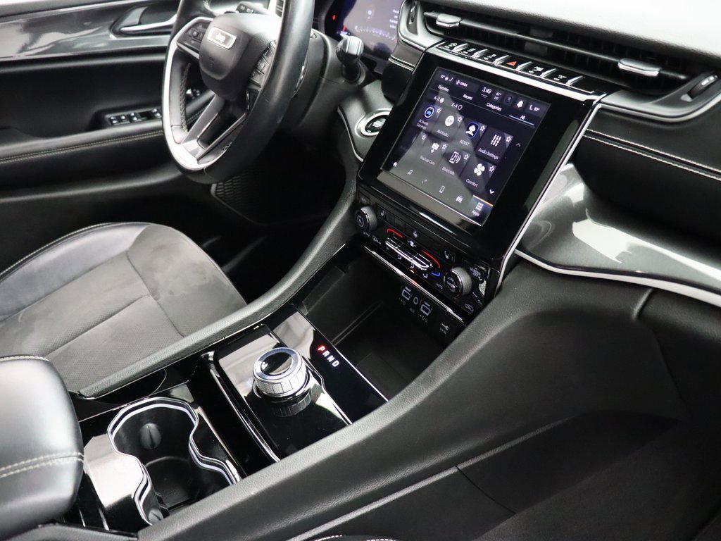 Used 2022 Jeep Grand Cherokee Altitude image 30