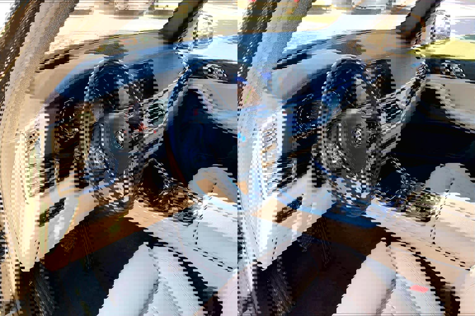 Used 2021 BMW X5 xDrive40i w/ Premium Package image 16