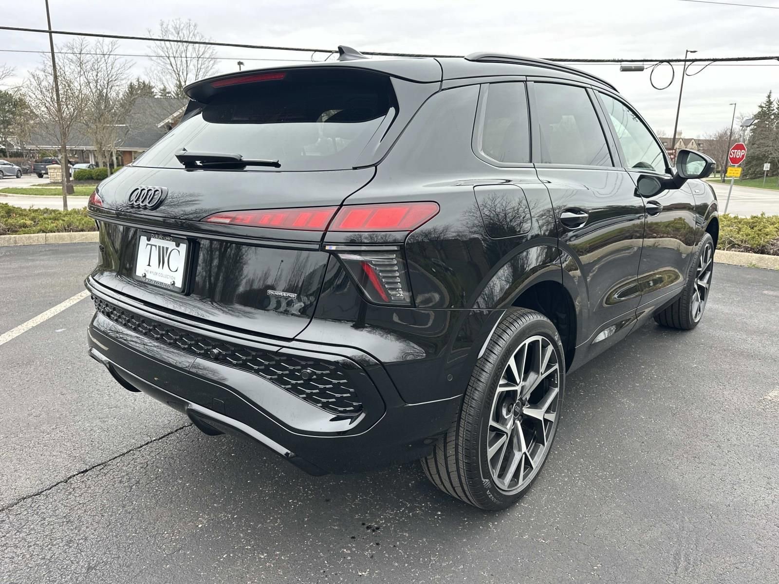 New 2026 Audi Q3 quattro 2.0T image 5