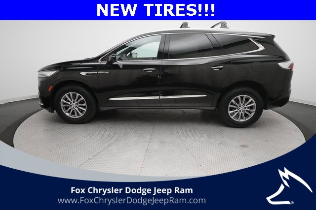 Used 2024 Buick Enclave Essence w/ LPO, Floor Liner Package image 24