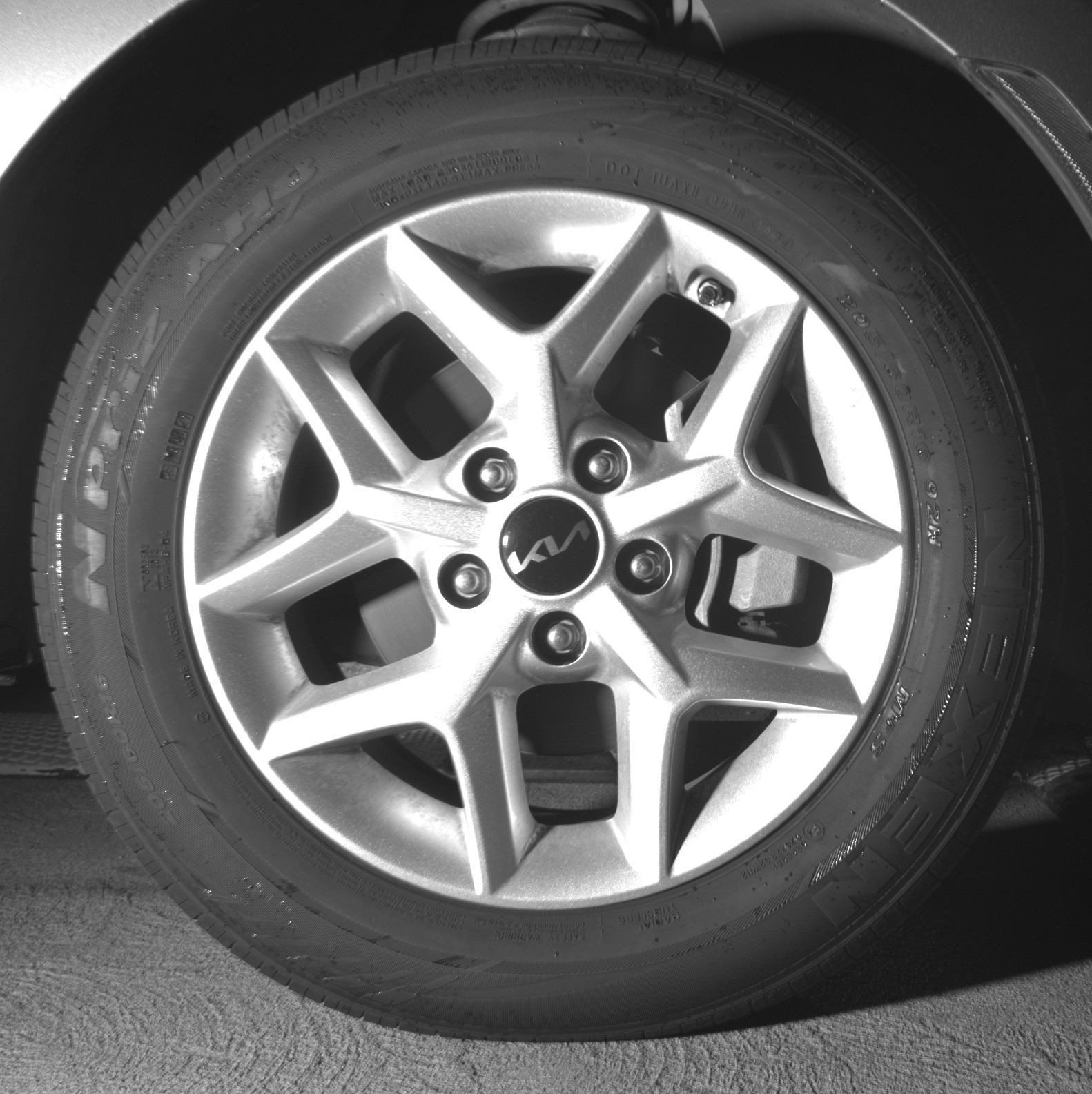Used 2025 Kia Soul LX w/ LX Technology Package FWD image 24