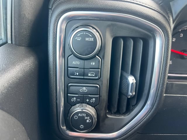 Used 2021 Chevrolet Silverado 1500 LT AWD/4WD image 32